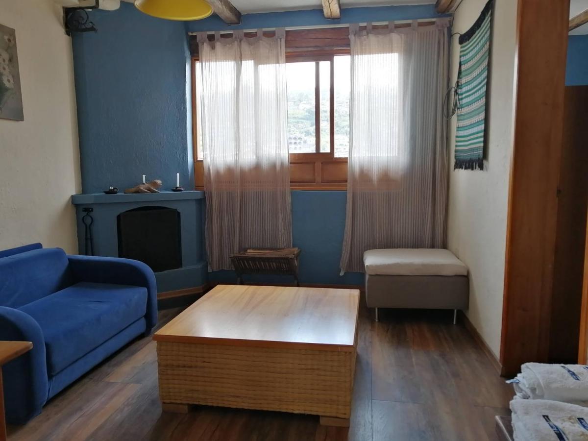 Hotel Dona Esther Отавало Екстериор снимка